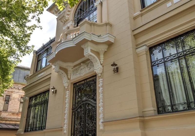 هتل Grand Boutique