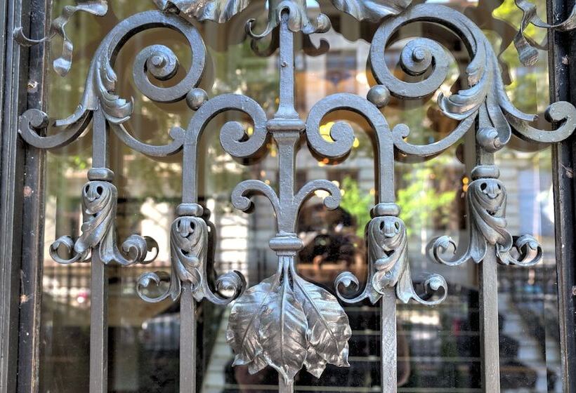 هتل Grand Boutique