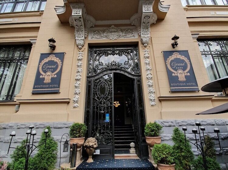 هتل Grand Boutique