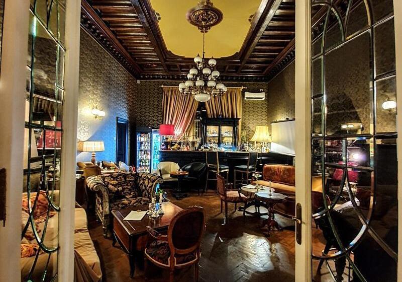 هتل Grand Boutique