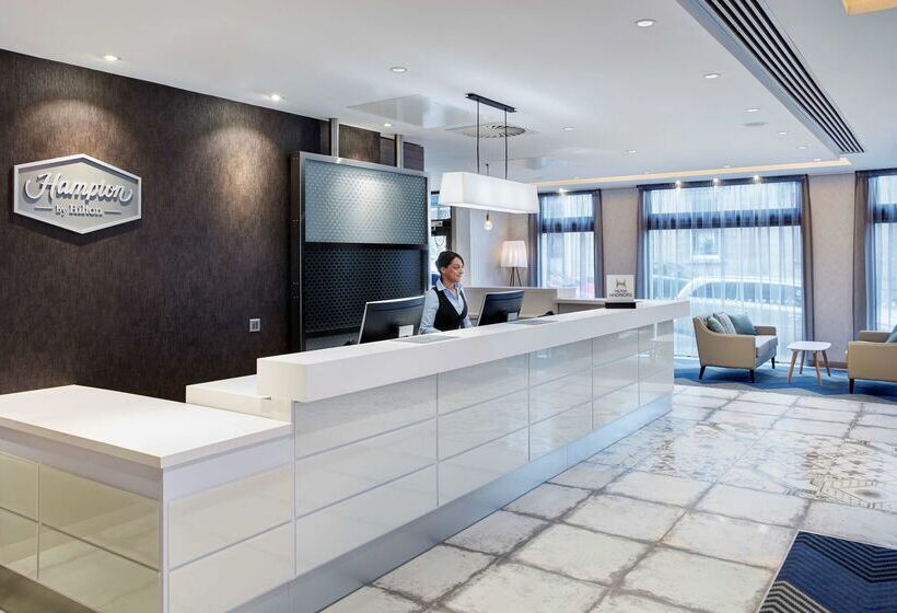 בית מלון כפרי Hampton by Hilton Glasgow Central
