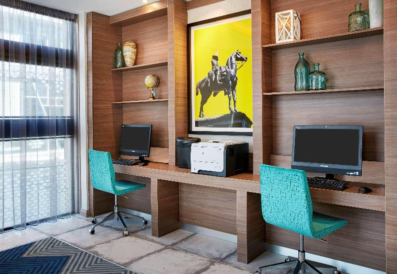 בית מלון כפרי Hampton by Hilton Glasgow Central