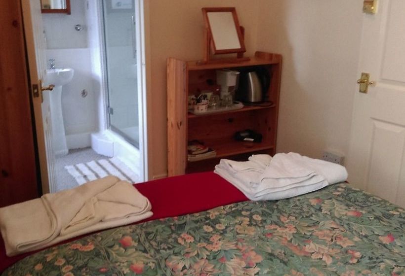 ホテル Holyhead Lodge