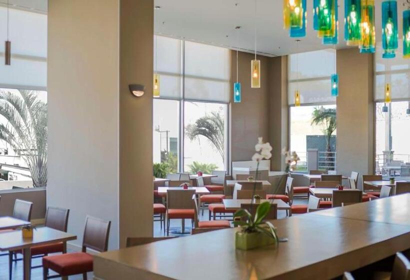 Отель Hyatt Place Managua