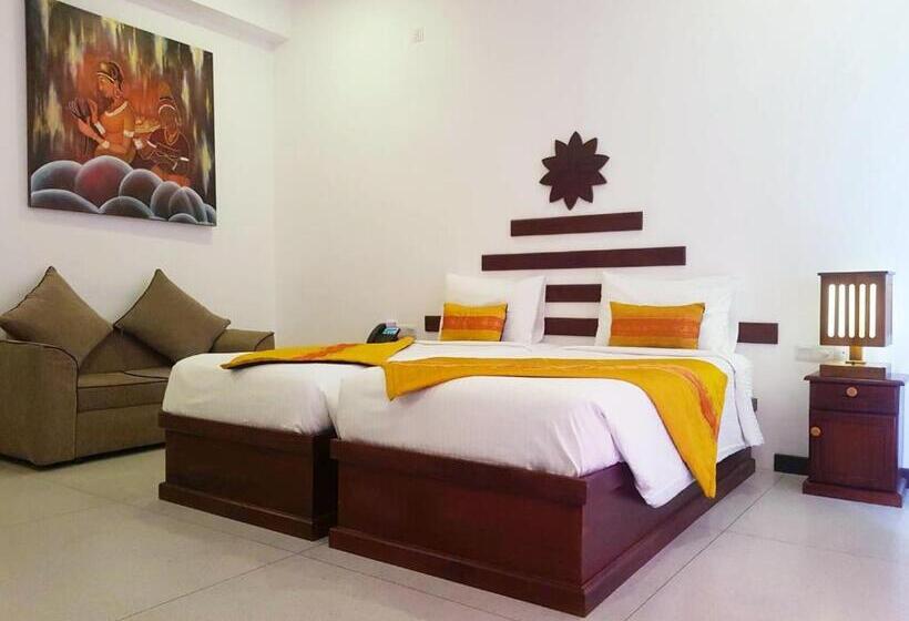 Отель Karunakarala Ayurveda Resort