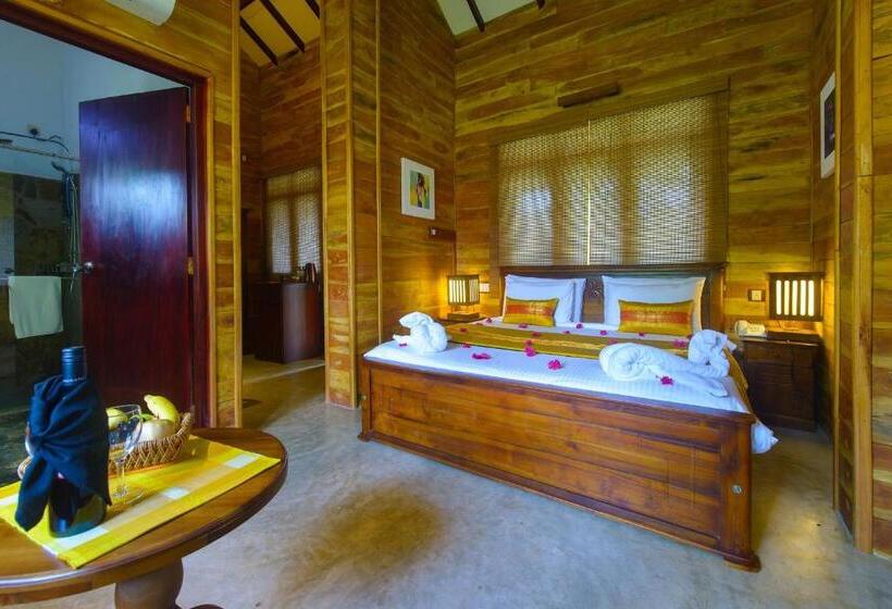 Отель Karunakarala Ayurveda Resort