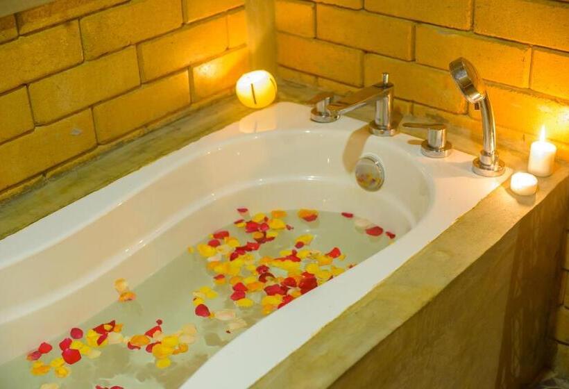 Отель Karunakarala Ayurveda Resort