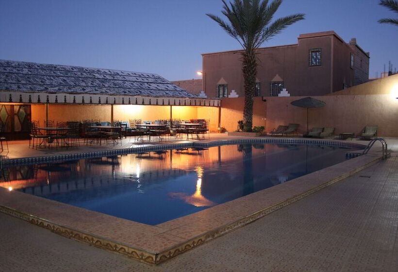 ホテル La Vallée