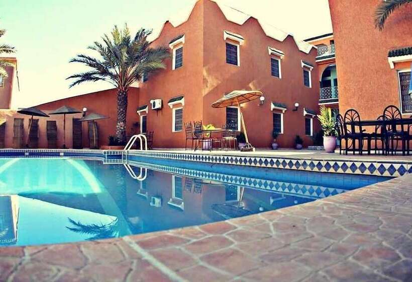 ホテル La Vallée