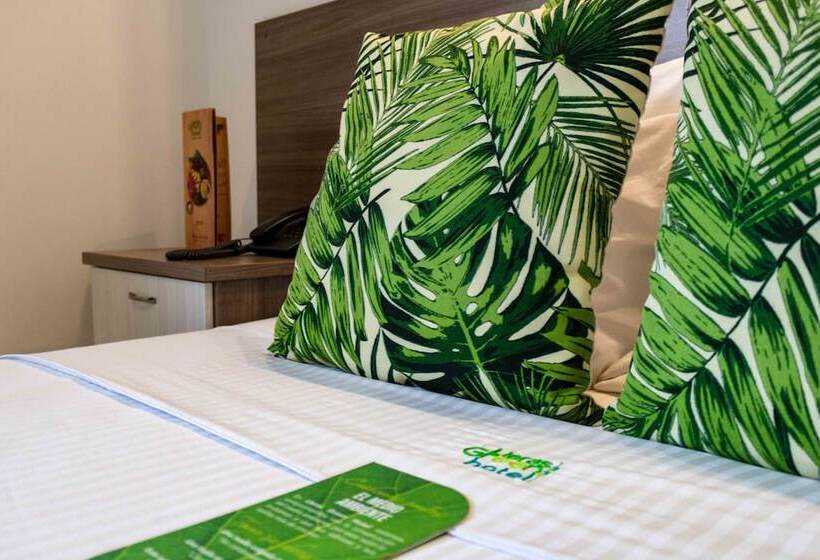 فندق Lleras Green