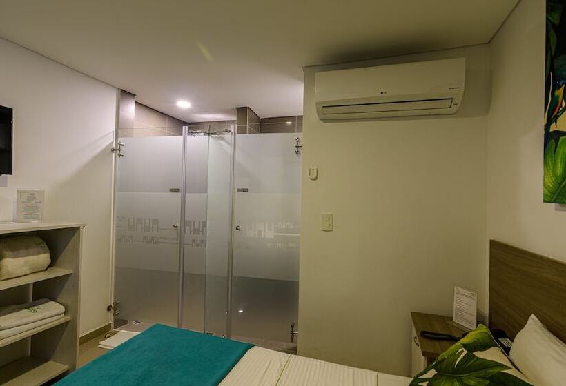 فندق Lleras Green