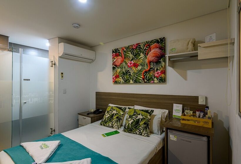 فندق Lleras Green