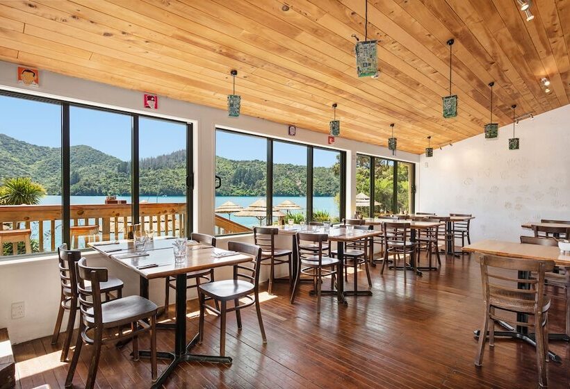 هتل Lochmara Lodge