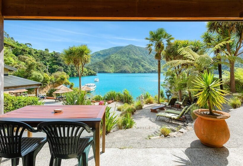 هتل Lochmara Lodge