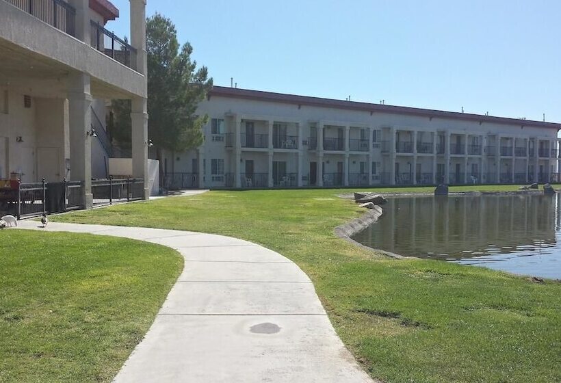 فندق Longstreet Inn & Casino