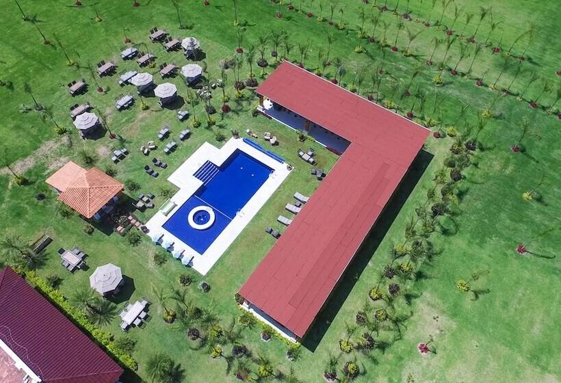 ホテル Matea San Isidro