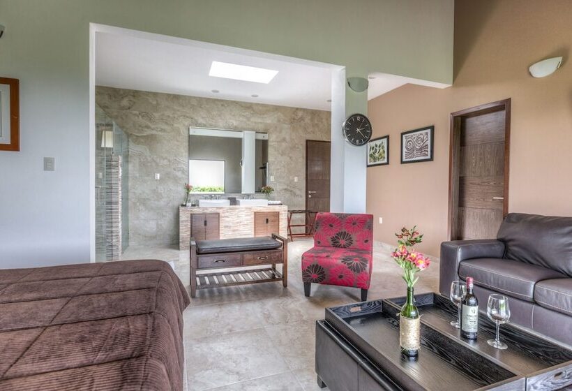 ホテル Matea San Isidro