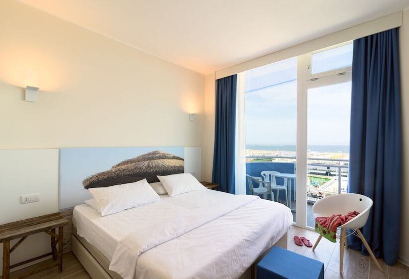 ホテル Mediterraneo