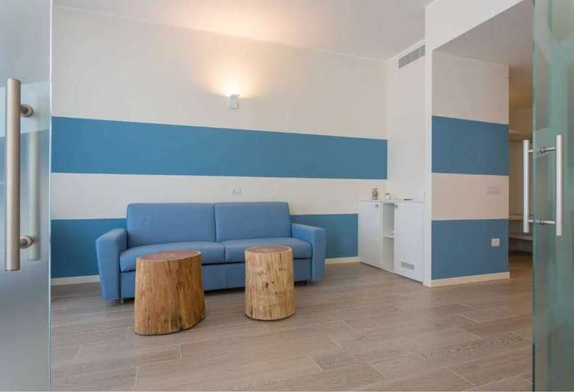 ホテル Mediterraneo