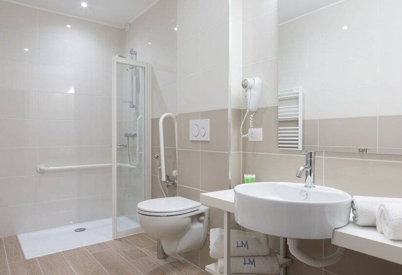 ホテル Mediterraneo