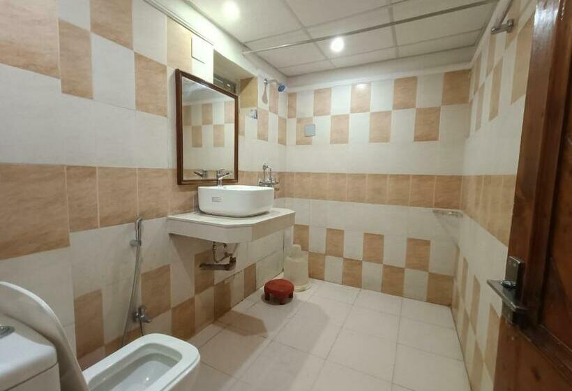 فندق Padmini International  Sigra