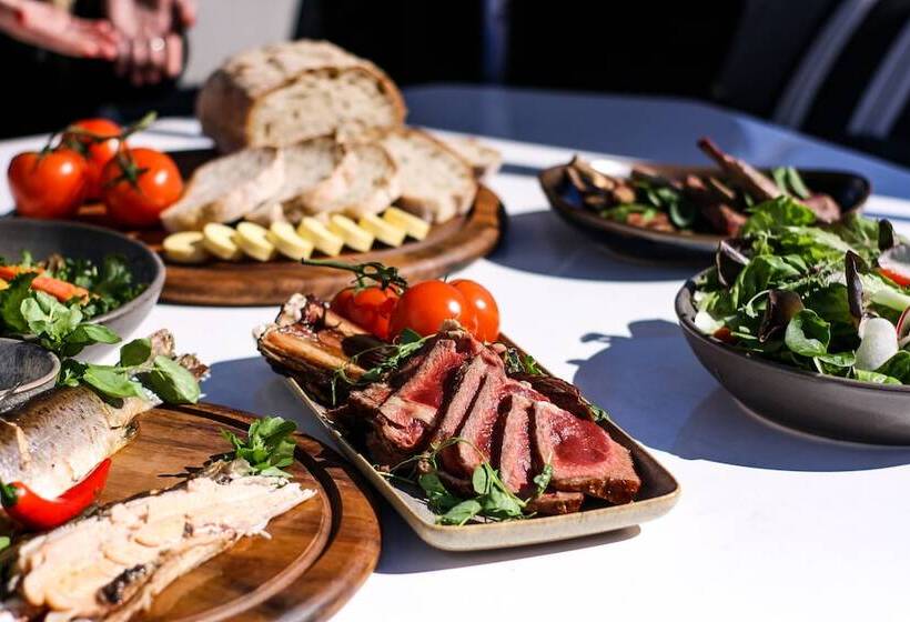 هتل Pacific Jemm   Luxury Super Yacht