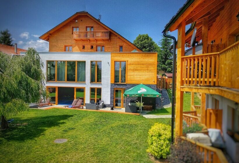 ホテル Penzion Maria