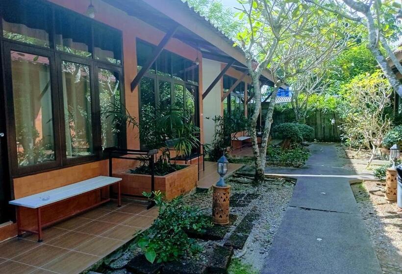 Отель Phuket Siam Villas   Sha Plus