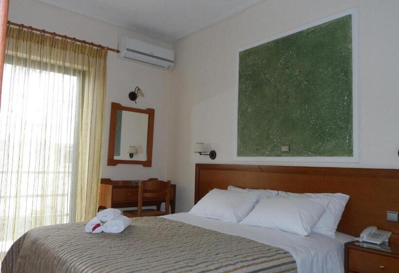 ホテル Prigipikon Suites And Sofites