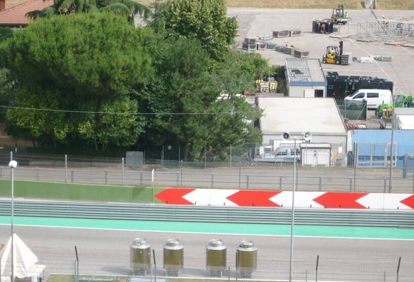 Smart Hotel Autodromo