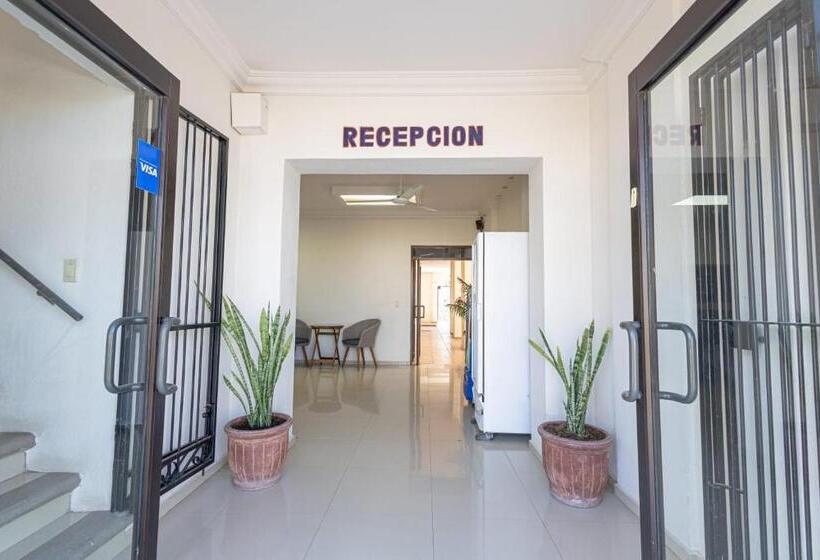 فندق Salvatierra