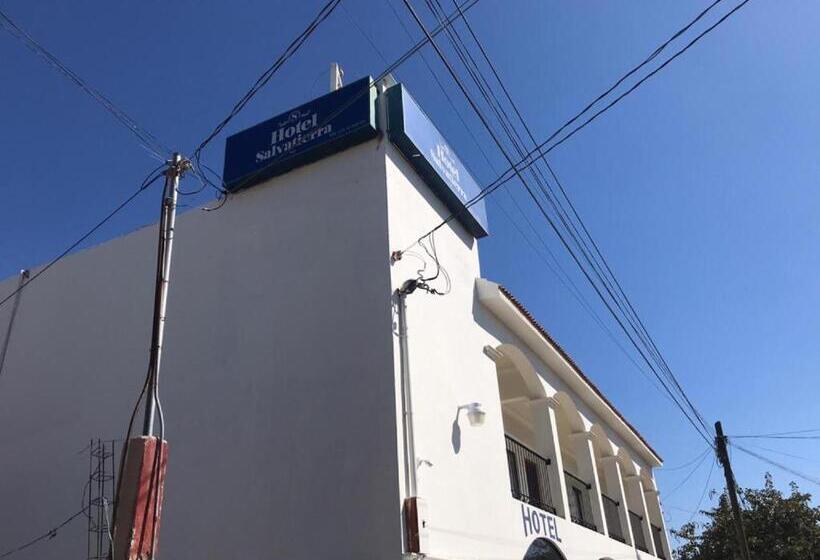 فندق Salvatierra