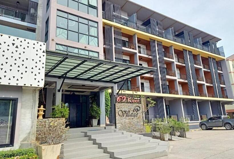 Отель Samkwan Village