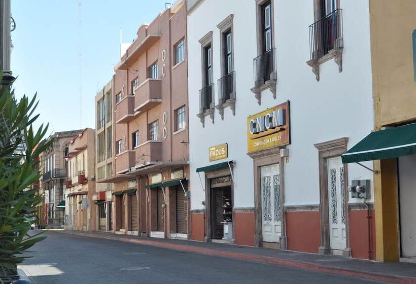 هتل San Carlos