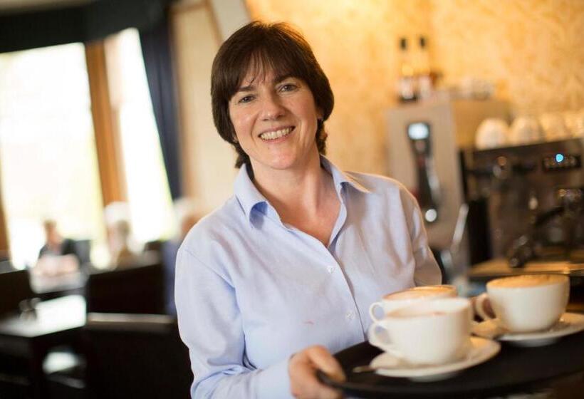 Saplinbrae Hotel And Lodges