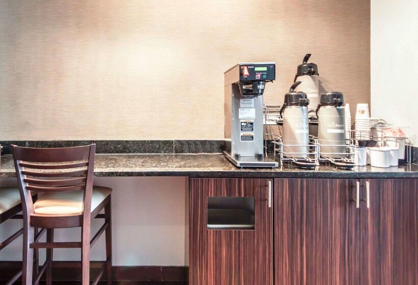 فندق Sleep Inn & Suites Hennessey North