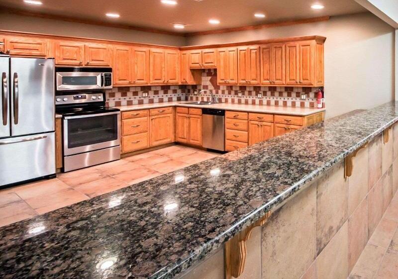 فندق Sleep Inn & Suites Hennessey North