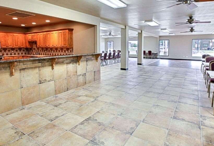 فندق Sleep Inn & Suites Hennessey North