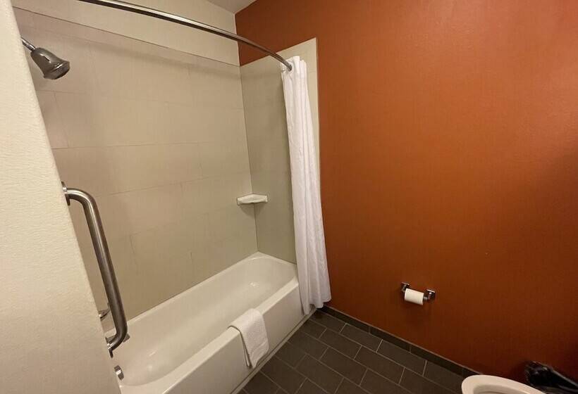 فندق Sleep Inn & Suites Hennessey North