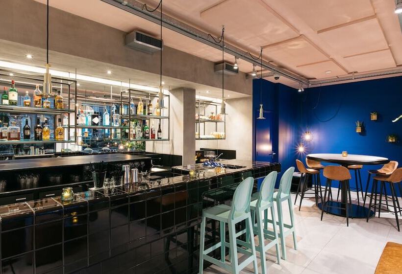 هتل The Dutch Maastricht