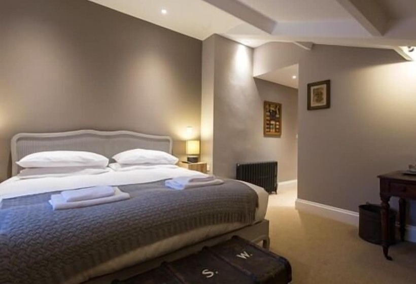 酒店 The Redan Inn