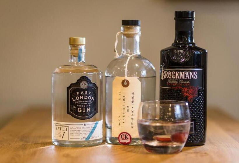 酒店 The Redan Inn