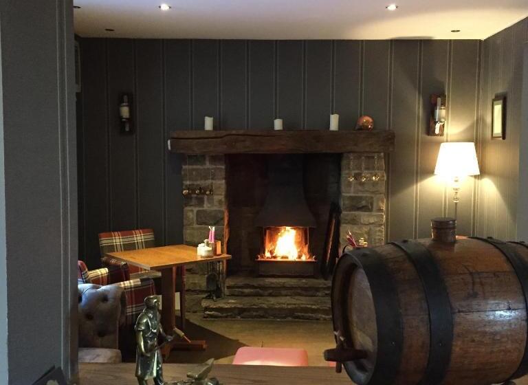 호텔 The Sycamore Inn