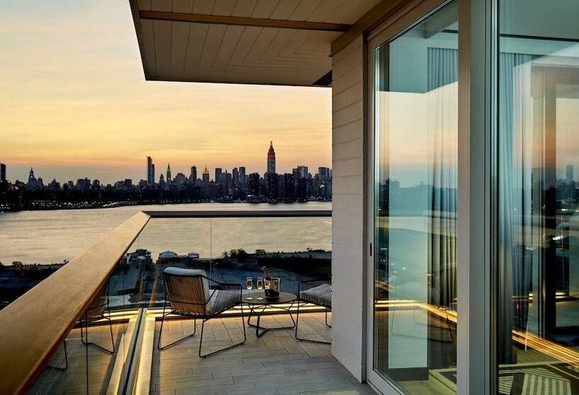 호텔 The William Vale