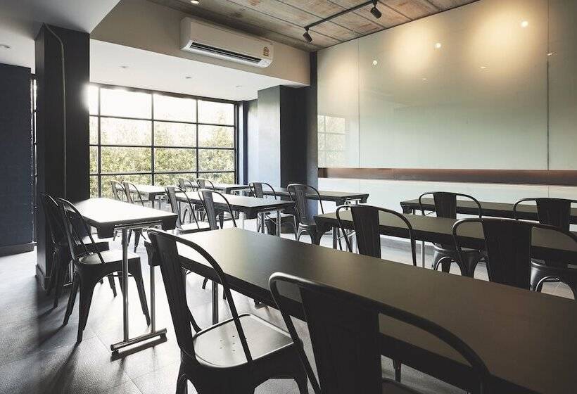 Theorie Hotel Sukhumvit By Slh   Sha Extra Plus