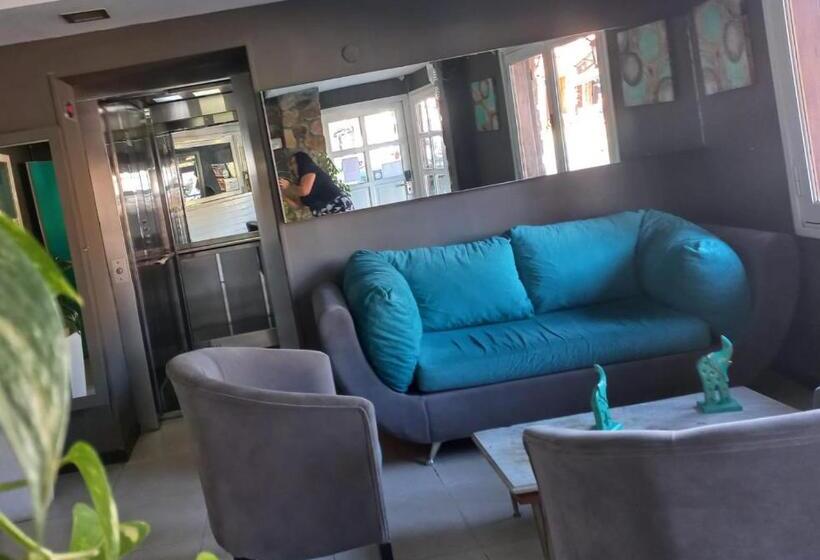 هتل Tirol D'andrea