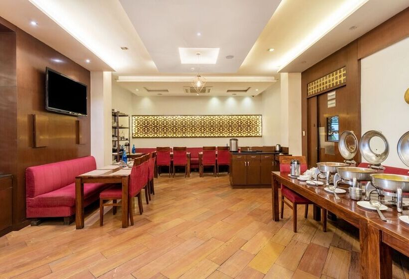 호텔 Treebo Natraj   Jaipur