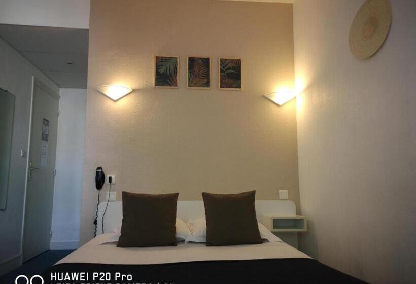 酒店 Trianon Tours