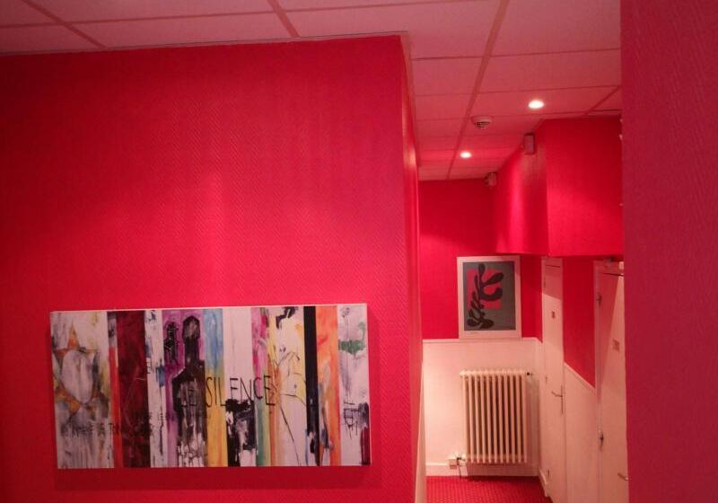 酒店 Trianon Tours