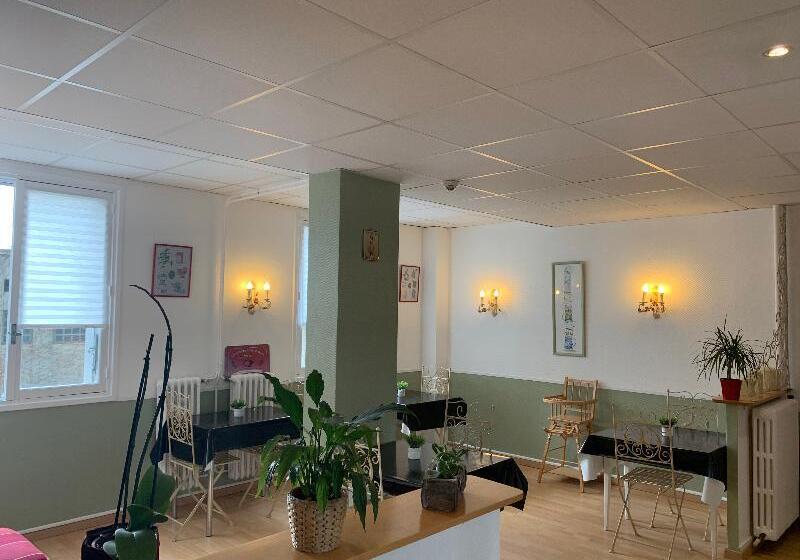 酒店 Trianon Tours